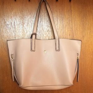 Travanti large leather purse